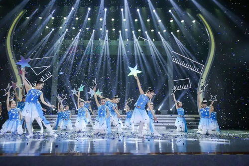 擁抱2021，我們踏歌而行 富陽(yáng)區(qū)中小學(xué)生藝術(shù)節(jié)精品迎新匯演暨抗疫表彰會(huì)圓滿(mǎn)落幕